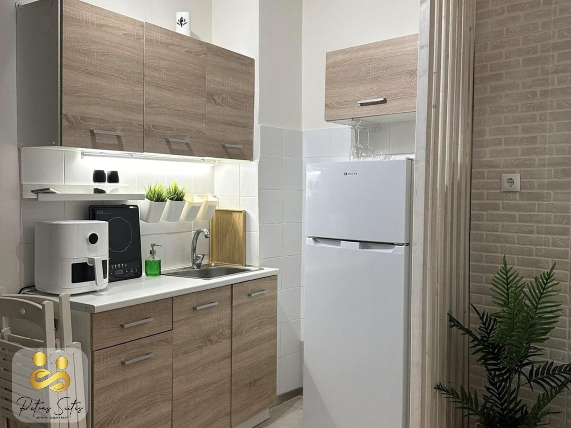 Petras Luxury Suites Athens Ngoại thất bức ảnh