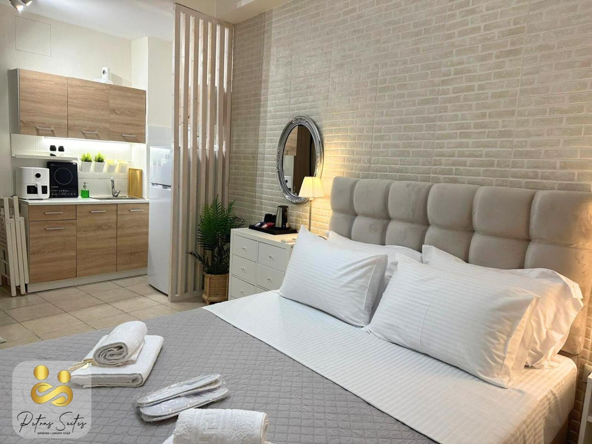 Petras Luxury Suites Athens Ngoại thất bức ảnh