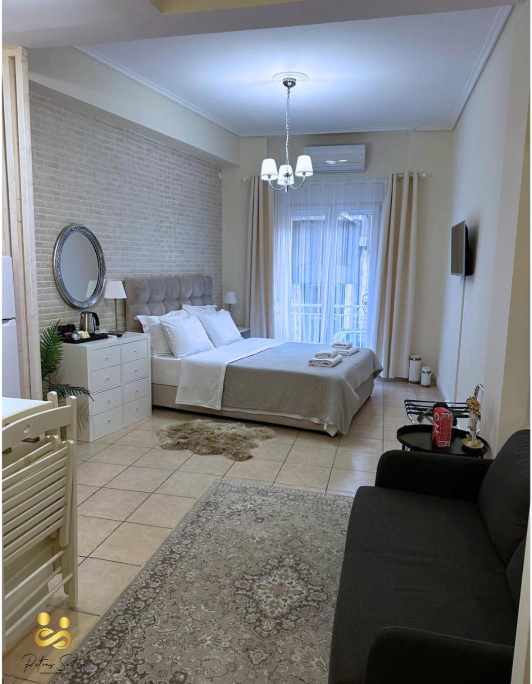 Petras Luxury Suites Athens Ngoại thất bức ảnh